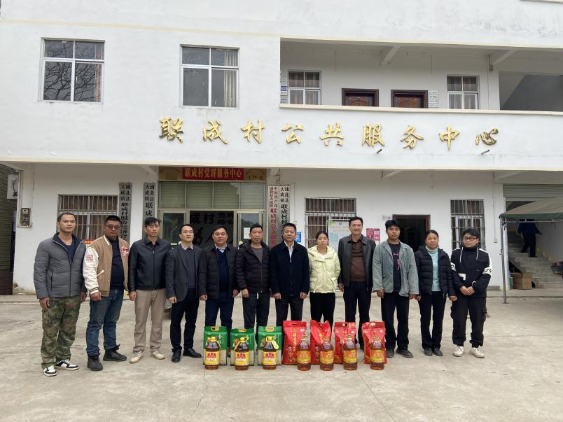 慰問(wèn)暖人心，關(guān)懷傳黨情